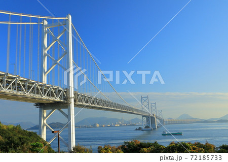瀬戸大橋（与島パーキングエリア）からの風景　香川県 72185733