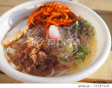 津久井城釜揚げうどん、ピリ辛人参 津久井城釜揚げうどん、ピリ辛人参 72187520