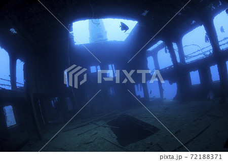 宮古島の沈船 72188371