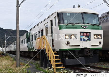 車両基地に停車中の185系電車 車両基地に停車中の185系電車 72188676