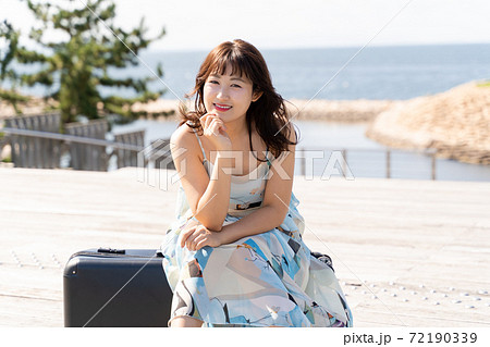 海辺の女性 海辺の女性 72190339