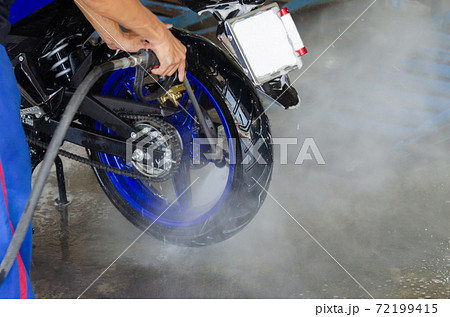 Wash motorcycle 72199415