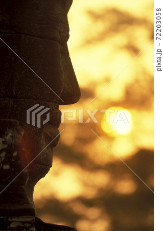 CAMBODIA SIEM REAP ANGKOR THOM SOUTH GATE 72203058