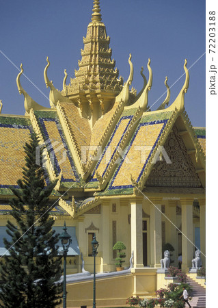 CAMBODIA PHNOM PENH ROYAL PALACE 72203188