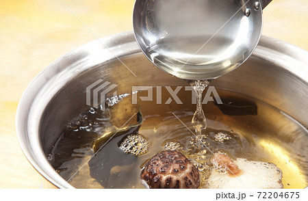 出汁 出汁 72204675