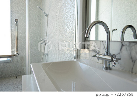 モダンでおしゃれな水栓 モダンでおしゃれな水栓 72207859