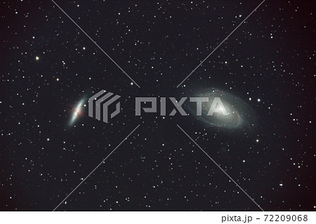 おおぐま座のM81とM82銀河 72209068