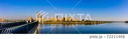 御島水域の朝風景(あいたか橋・アイランドシティ) パノラマ 【福岡市東区】 御島水域の朝風景(あいたか橋・アイランドシティ) パノラマ 【福岡市東区】 72211408