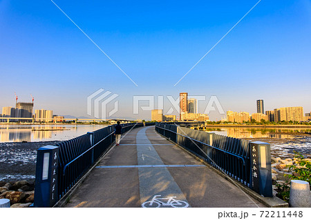 御島水域の朝風景(あいたか橋・アイランドシティ) 【福岡市東区】 御島水域の朝風景(あいたか橋・アイランドシティ) 【福岡市東区】 72211448