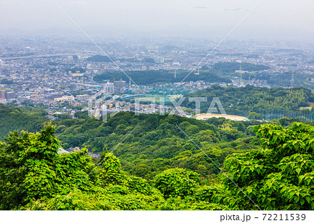 新緑の油山片江展望台　【福岡県福岡市南区】 72211539