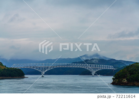 若松大橋 新上五島 五島列島 【長崎県南松浦郡】 若松大橋 新上五島 五島列島 【長崎県南松浦郡】 72211614