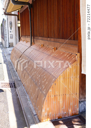 京都にある伝統の文化 犬矢来の写真素材