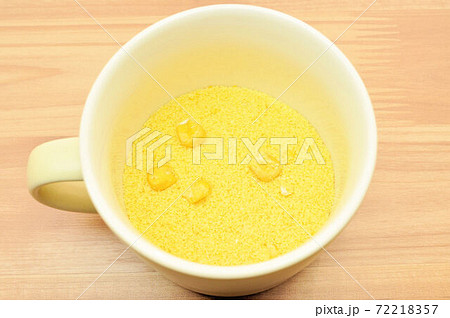 粉末のコーンスープ 72218357