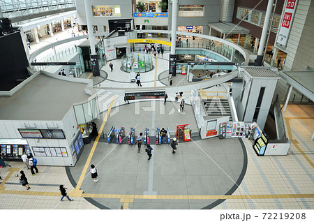 東急田園都市線たまプラーザ駅 東急田園都市線たまプラーザ駅 72219208