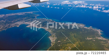 沖縄本島中部の空撮 72220465