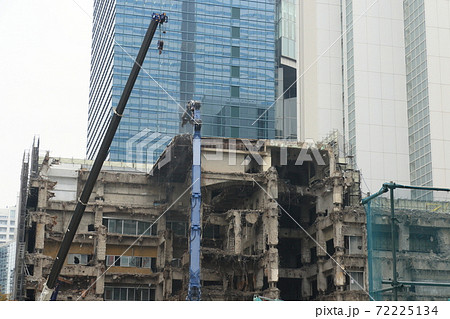 解体工事 建物解体 クラッシャー 解体工事 建物解体 クラッシャー 72225134