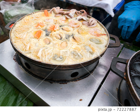 Street food at Thai Knmcrk Seafood in market Street food at Thai Knmcrk Seafood in market 72227887