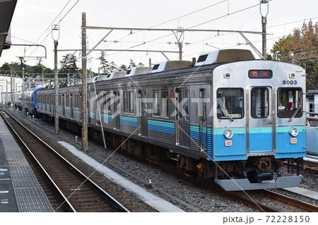 車両基地に停車中の伊豆急行8000系電車 72228150