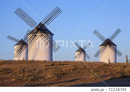 Windmills - Campo de Criptana - Spain Windmills - Campo de Criptana - Spain 72228795
