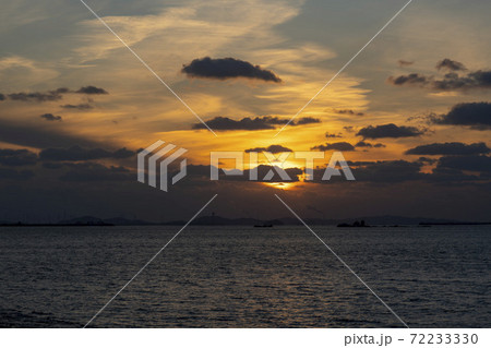 空 海 日没 72233330