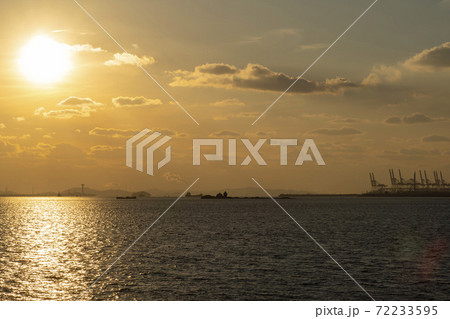 海 日没 夕焼け 72233595