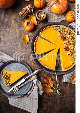 Fresh homemade pumpkin pie for Thanksgiving Fresh homemade pumpkin pie for Thanksgiving 72236480