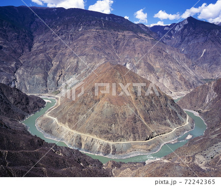 金沙江の大回湾 72242365