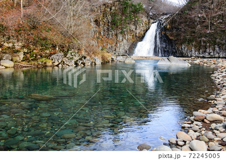 初冬の法体の滝 秋田県 初冬の法体の滝 秋田県 72245005