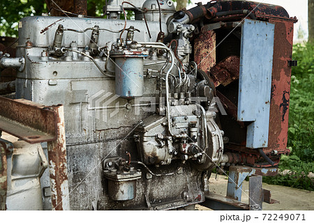 Part of old car motor engine. Machine technology Part of old car motor engine. Machine technology 72249071