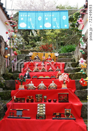 鳥取　四季の散歩　用瀬の流し雛 72249693