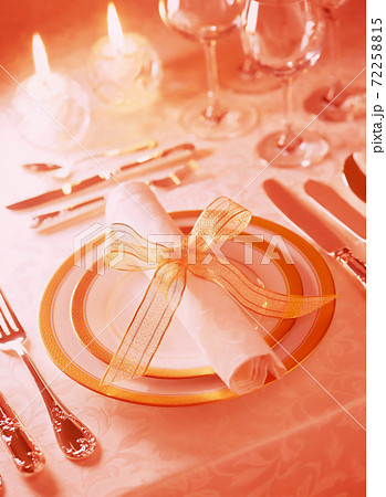 テーブルセッティング 72258815