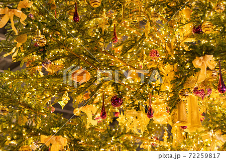 煌びやかなクリスマスイメージ 煌びやかなクリスマスイメージ 72259817