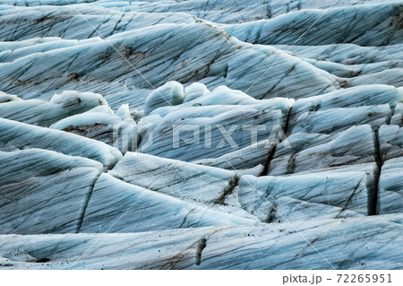 Background texture of glacier 72265951