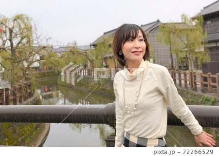 小江戸佐原の街並みと美しい女性 小江戸佐原の街並みと美しい女性 72266529
