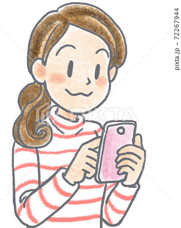 スマホ操作する女性のイラスト素材 スマホ操作する女性のイラスト素材