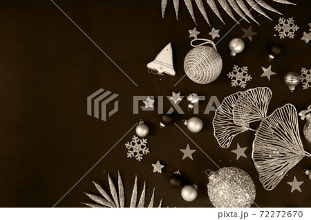 black and golden christmas 72272670
