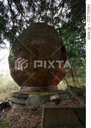 廃墟 碓氷峠のカエルとダルマ 長野県北佐久郡軽井沢町 廃墟 碓氷峠のカエルとダルマ 長野県北佐久郡軽井沢町 72275684