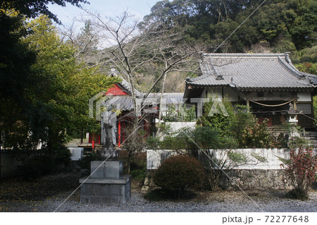 浜松市浜北 竜宮山 岩水寺 薬師根本堂 太子堂 浜松市浜北 竜宮山 岩水寺 薬師根本堂 太子堂 72277648