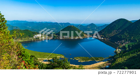 藺牟田池_鹿児島県薩摩川内市_7つの外輪山に囲まれた静かな池。国際的条約「ラムサール条約」登録湿地 72277901