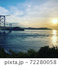 夕陽と鳴門海峡 72280058