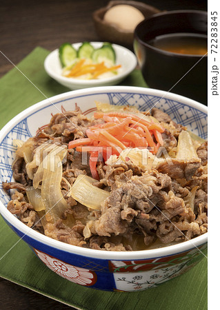 牛丼 テーブル 牛丼 テーブル 72283845