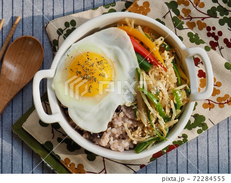 卵 ご飯 ライス 72284555