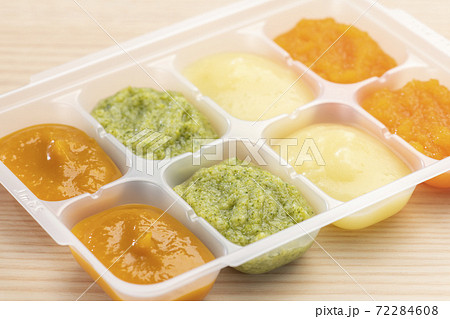 離乳食を小分けで冷凍保存 72284608