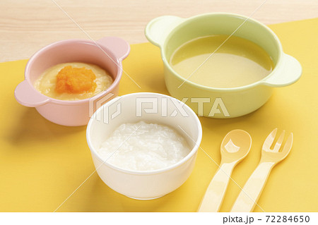 赤ちゃんの離乳食 赤ちゃんの離乳食 72284650