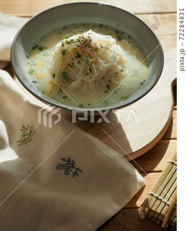 食べ物 フード 飲食物 72284831