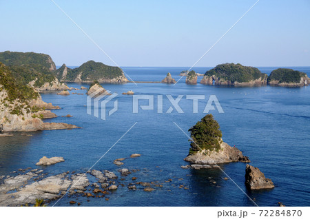夏山海岸の夕景　【和歌山県太地町】 72284870