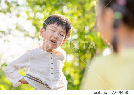 子供 少年 少女 72294605