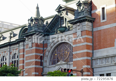 横浜市開港記念会館の建物の景色 72295876