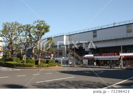 南行徳駅　北口　ロータリー 72296423