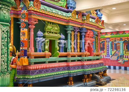 Hindu worship place at Batu Caves Hindu worship place at Batu Caves 72298136